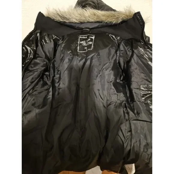 Red Bull Wings Team Collection Ladies Size Large Puffer Jacket Hooded EUC - Picture 10 of 14
